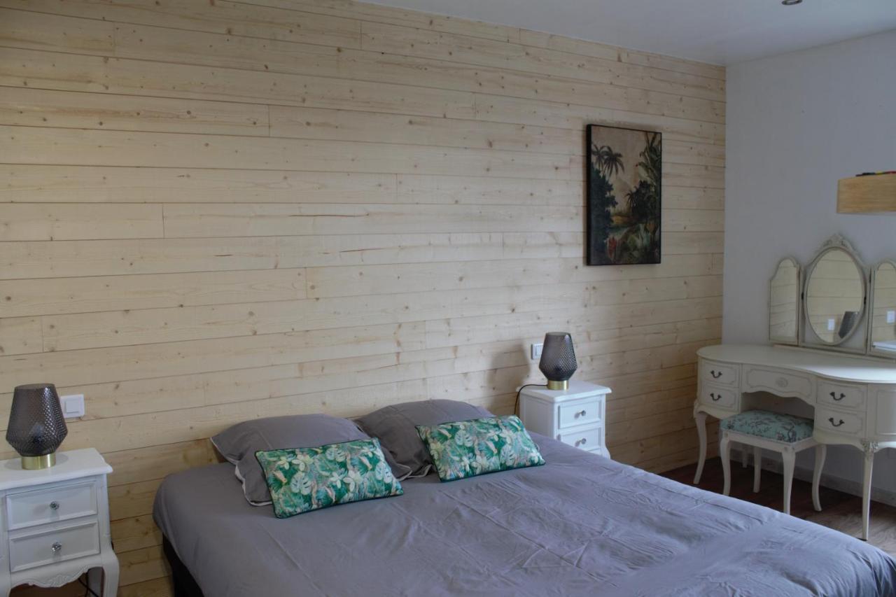 Chambres D'Hote Le Breuil 사흘라 라 카네다 외부 사진