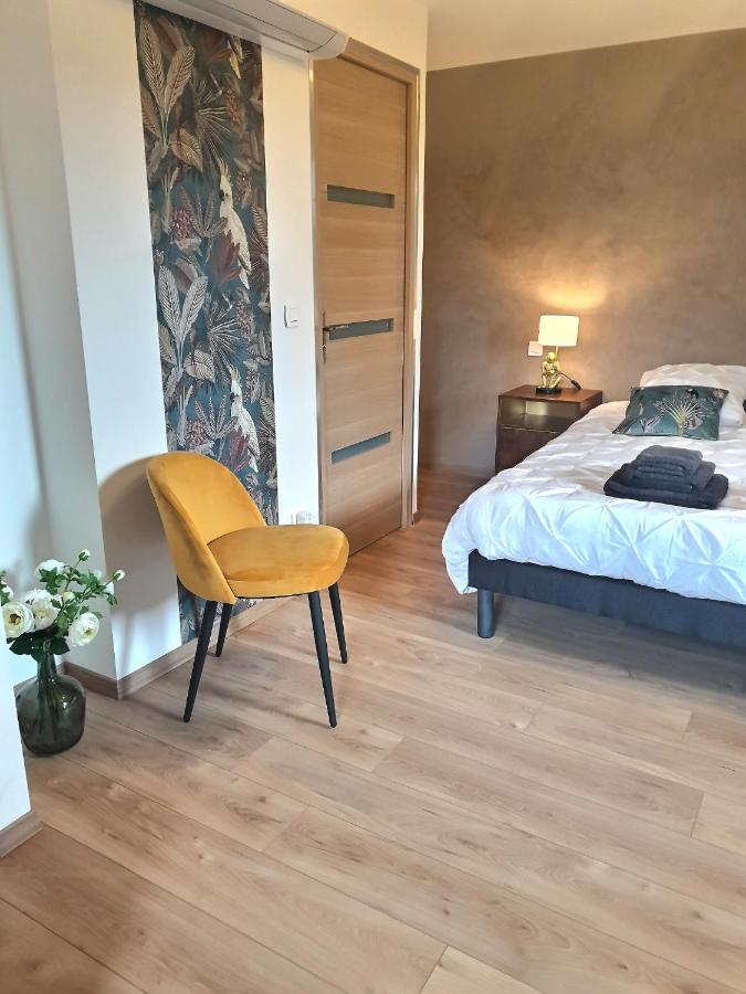 Chambres D'Hote Le Breuil 사흘라 라 카네다 외부 사진